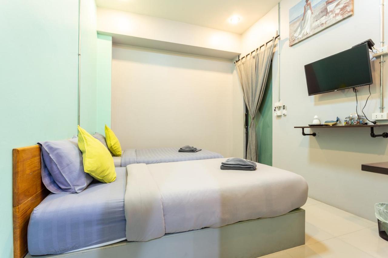 Samed Big Whale Hostel Rayong Bagian luar foto